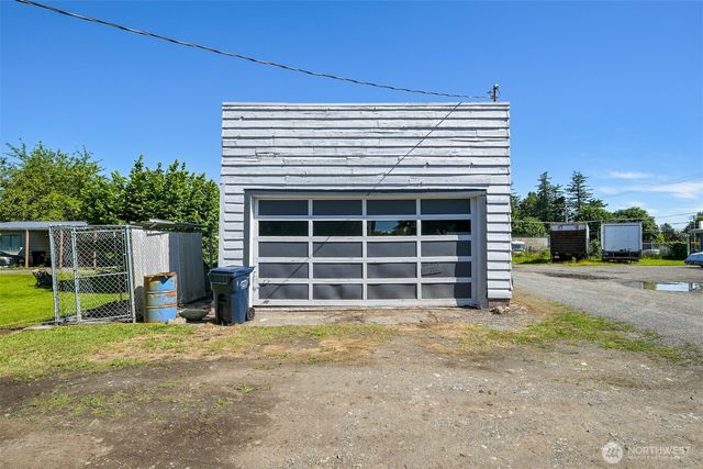 504 W 1st Street, Nooksack, WA 98276
