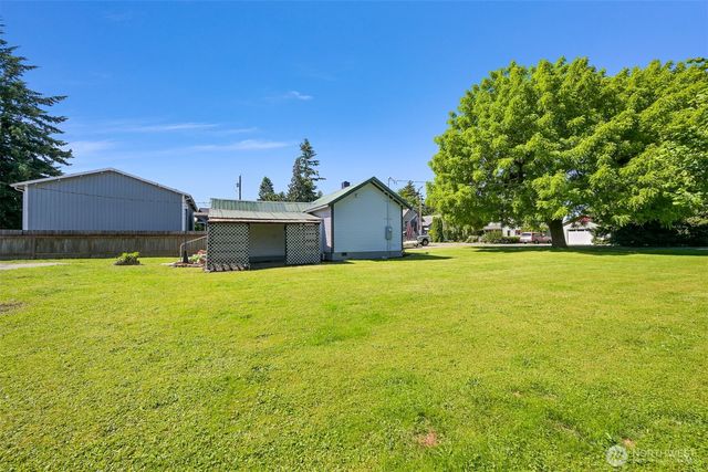504 W 1st Street, Nooksack, WA 98276