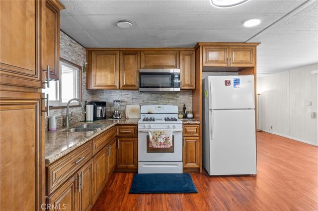 15621 Beach Blvd 131, Westminster, CA 92683