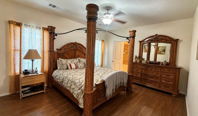 18309 Windtree LN, Elgin, TX 78621