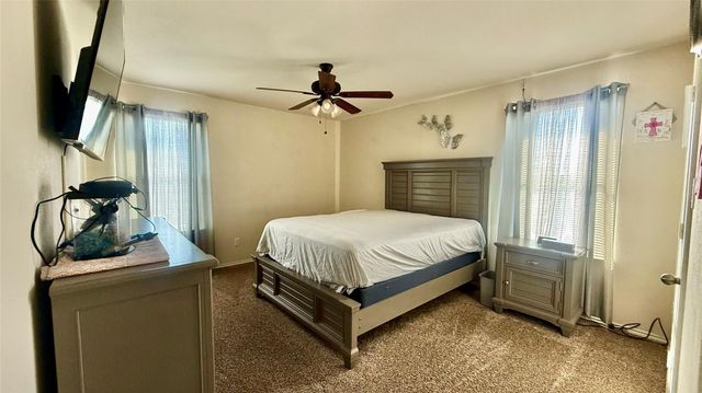 18309 Windtree LN, Elgin, TX 78621
