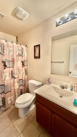18309 Windtree LN, Elgin, TX 78621