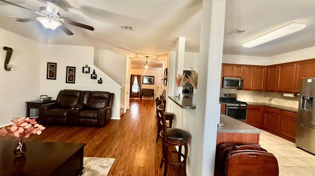 18309 Windtree LN, Elgin, TX 78621