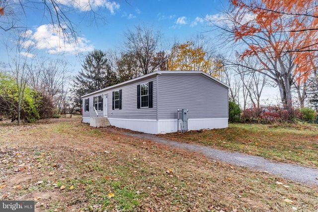 1323 CHURCH STREET ST, Carlisle, PA 17015