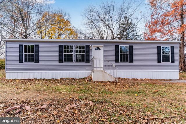 1323 CHURCH STREET ST, Carlisle, PA 17015