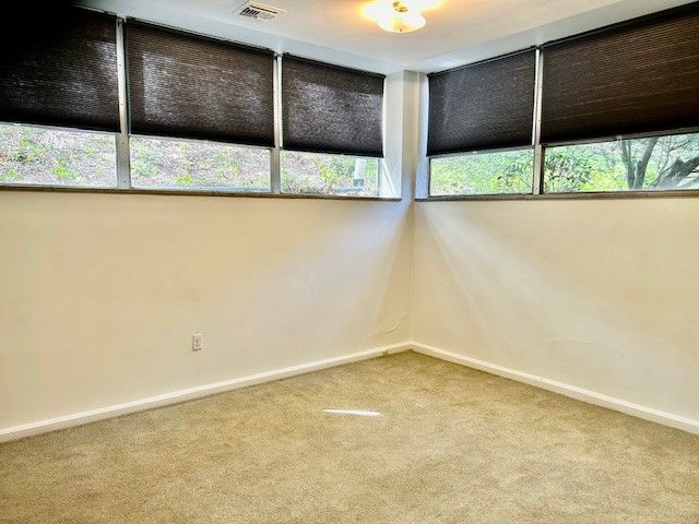 5100 5th Ave 301, Shadyside, PA 15232