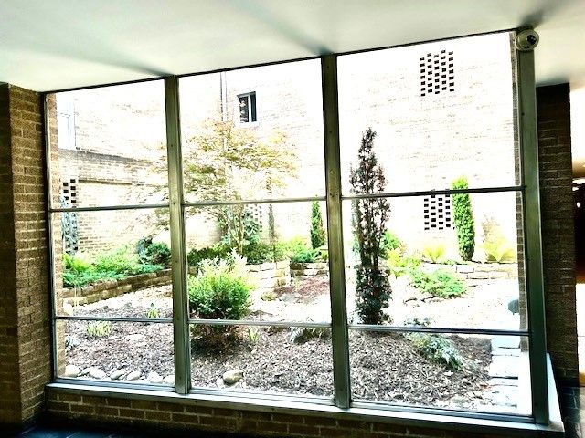 5100 5th Ave 301, Shadyside, PA 15232