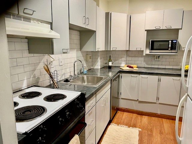 5100 5th Ave 301, Shadyside, PA 15232