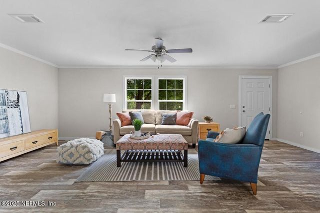 5340 JACARANDA Avenue, Middleburg, FL 32068