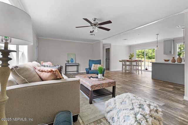 5340 JACARANDA Avenue, Middleburg, FL 32068