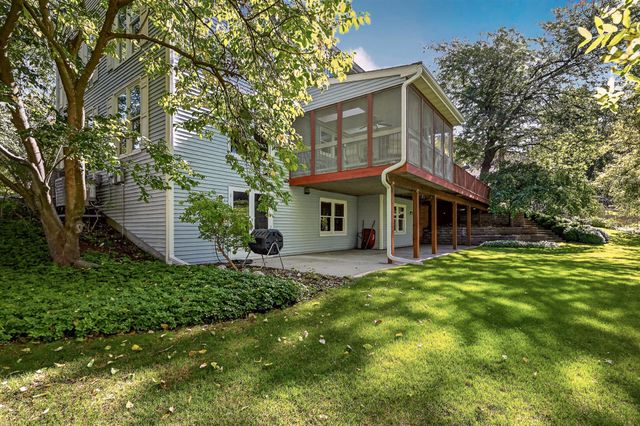 2565 Northridge Lane NE, Rochester, MN 55906