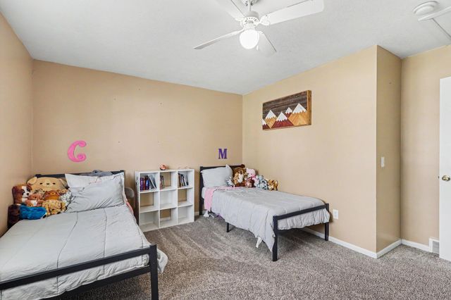 1270 Holiday Street, Muskegon, MI 49442