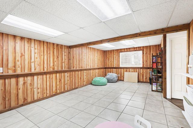 1270 Holiday Street, Muskegon, MI 49442