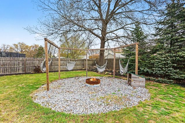 1270 Holiday Street, Muskegon, MI 49442