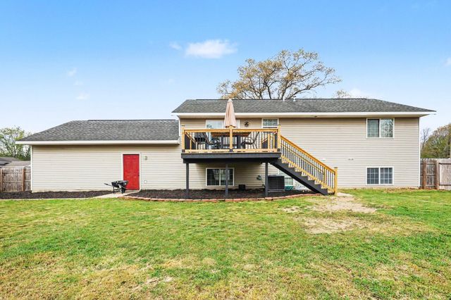 1270 Holiday Street, Muskegon, MI 49442