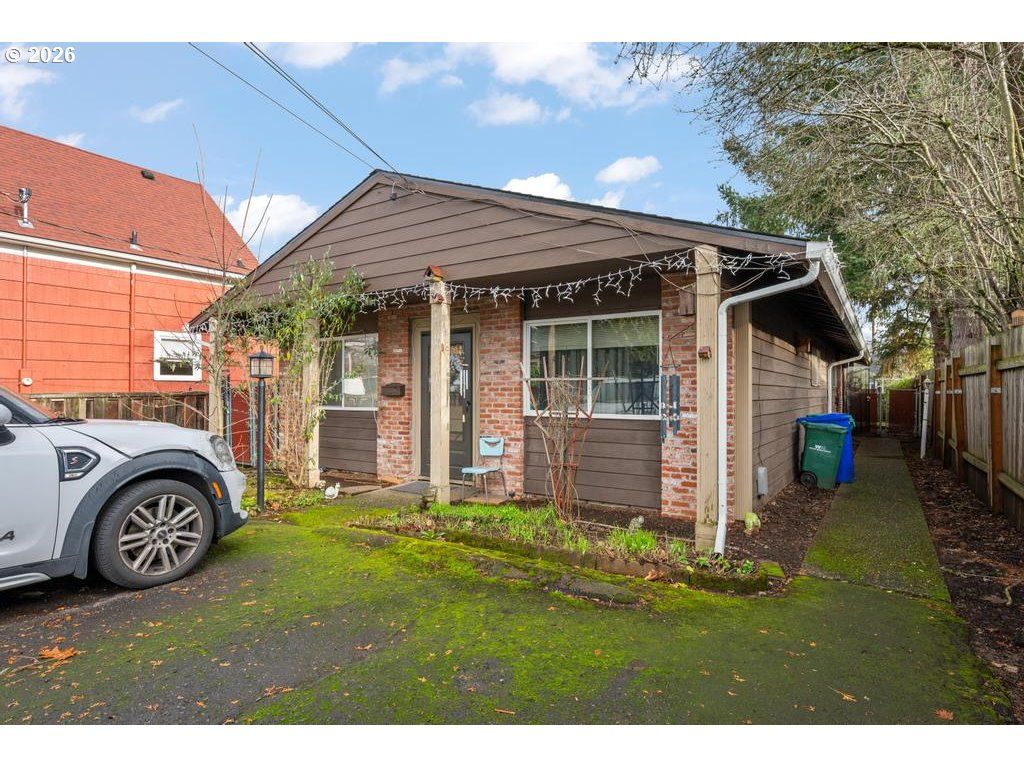 132 Ne 78TH Ave Ne, Portland, OR 97213