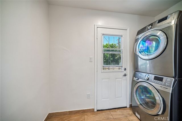 7419 Gaviota Avenue, Van Nuys, CA 91406
