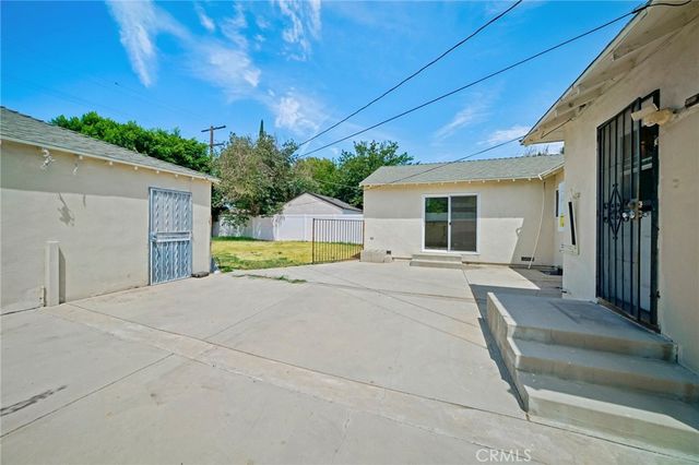 7419 Gaviota Avenue, Van Nuys, CA 91406