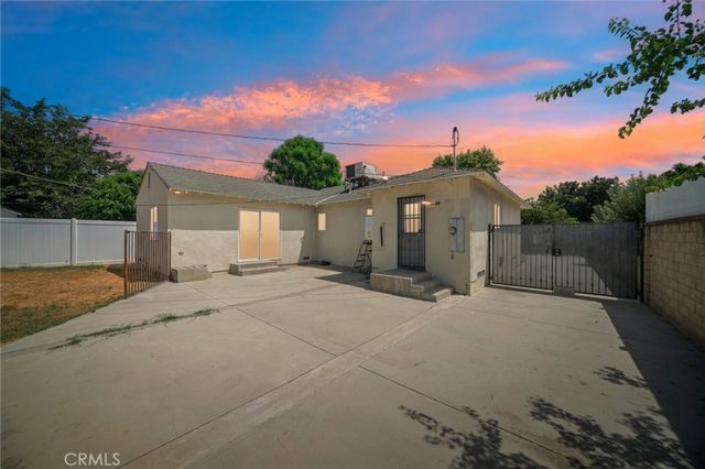 7419 Gaviota Avenue, Van Nuys, CA 91406