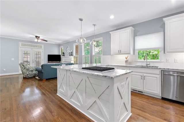 2135 Whittingham Court, Roswell, GA 30075