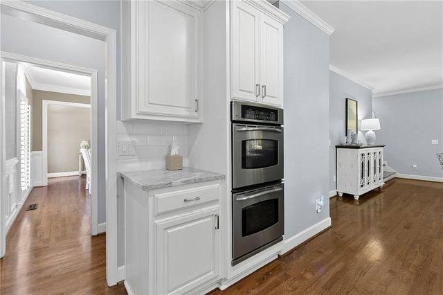 2135 Whittingham Court, Roswell, GA 30075