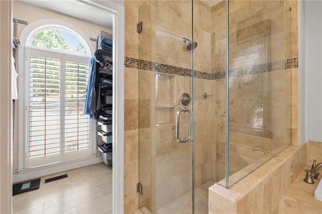 2135 Whittingham Court, Roswell, GA 30075
