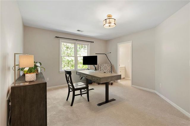2135 Whittingham Court, Roswell, GA 30075