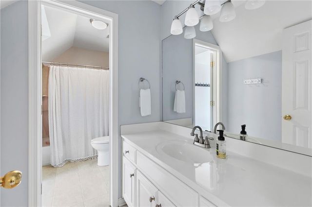2135 Whittingham Court, Roswell, GA 30075