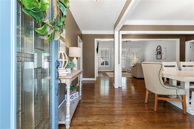 2135 Whittingham Court, Roswell, GA 30075