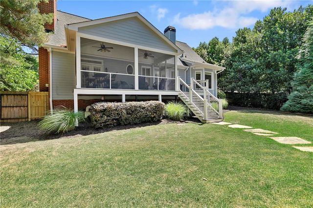 2135 Whittingham Court, Roswell, GA 30075