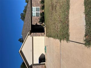 208 Tuscany Circle, Noble, OK 73068