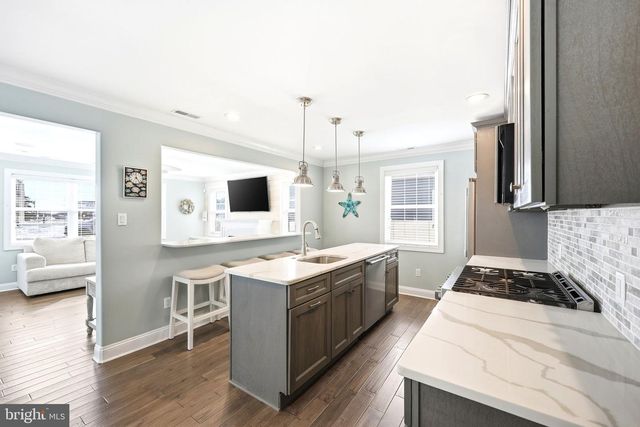 713 W BRIGANTINE AVE, Brigantine, NJ 08203