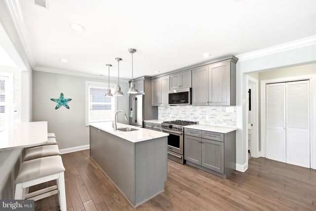 713 W BRIGANTINE AVE, Brigantine, NJ 08203