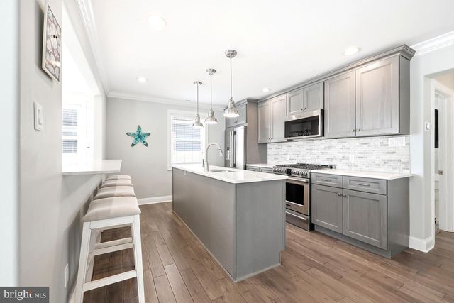 713 W BRIGANTINE AVE, Brigantine, NJ 08203