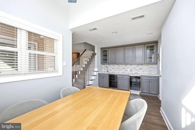 713 W BRIGANTINE AVE, Brigantine, NJ 08203