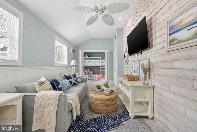 713 W BRIGANTINE AVE, Brigantine, NJ 08203