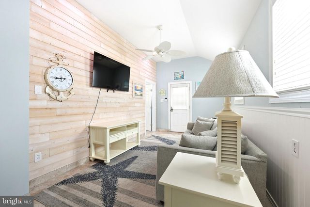 713 W BRIGANTINE AVE, Brigantine, NJ 08203