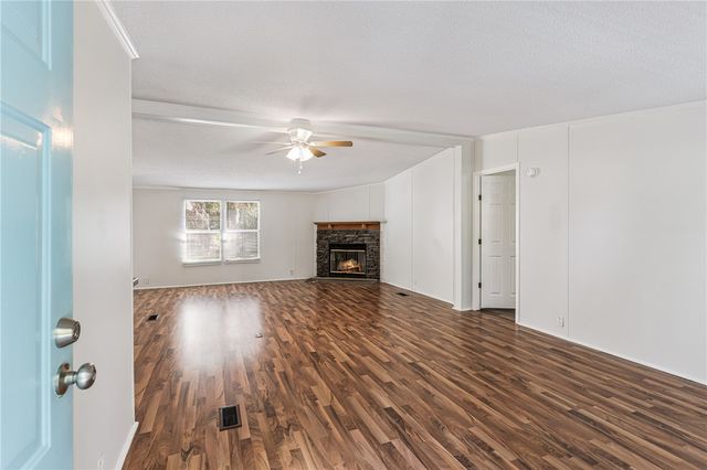 102 Touchstone Drive, Brunswick, GA 31525