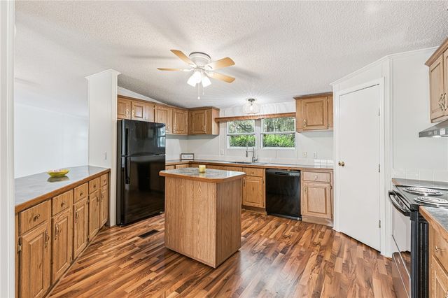 102 Touchstone Drive, Brunswick, GA 31525