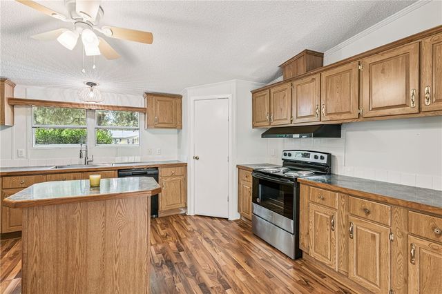 102 Touchstone Drive, Brunswick, GA 31525