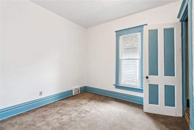 835 10th Street SW, Cedar Rapids, IA 52404