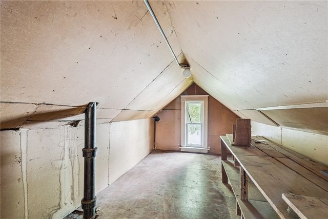 835 10th Street SW, Cedar Rapids, IA 52404