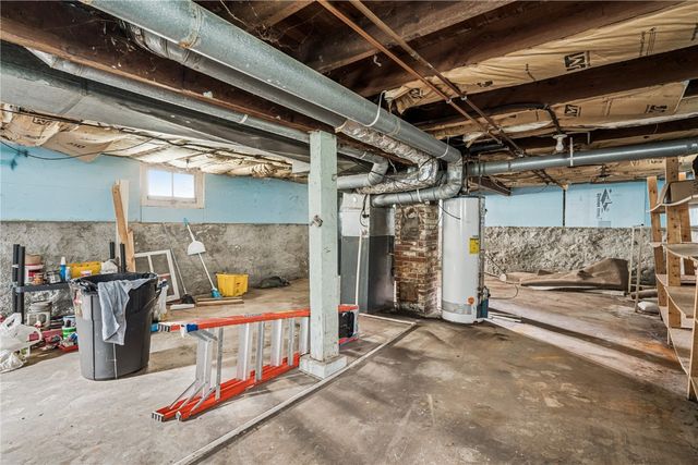 835 10th Street SW, Cedar Rapids, IA 52404