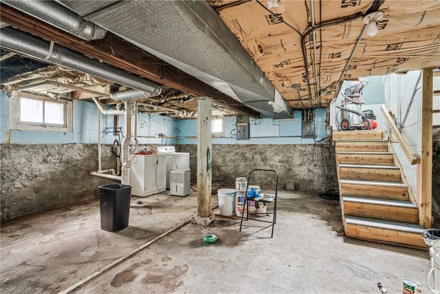 835 10th Street SW, Cedar Rapids, IA 52404