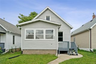 835 10th Street SW, Cedar Rapids, IA 52404