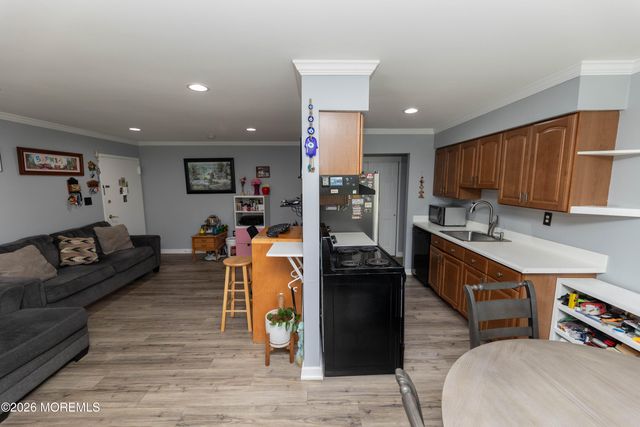 80 Manchester Court D, Freehold, NJ 07728