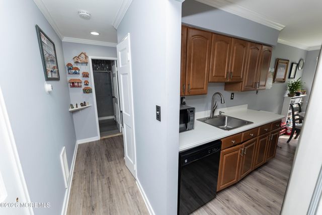 80 Manchester Court D, Freehold, NJ 07728