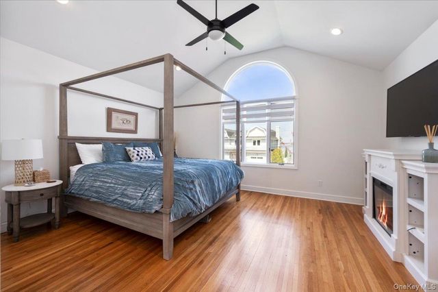 1989 Bay Boulevard, Atlantic Beach, NY 11509