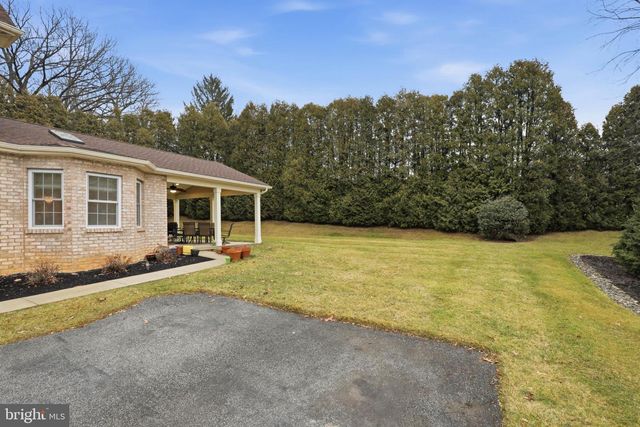 3759 SILVERWOOD DR, York, PA 17402