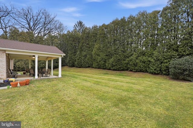 3759 SILVERWOOD DR, York, PA 17402